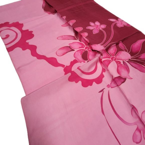 Purple Silk Handpainted Rectangular Scarf in a two tone with a floral motif  NEW - Picture 8 of 8